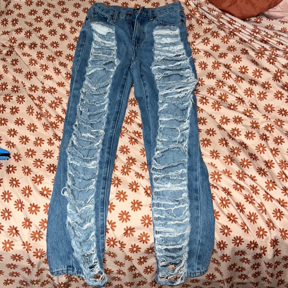 Fashion Nova ripped Straight Leg Jeans
